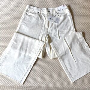 Uniqlo C women’s wide leg jeans, size 28, NWT